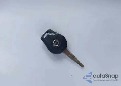 2015 Nissan Versa Note Sv z USA, uszkodzony, nr VIN 3N1CE2CP0FL357471